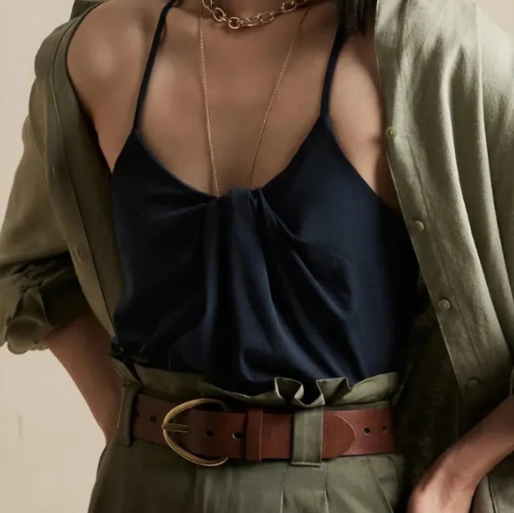 BANANA REPUBLIC TWIST FRONT CAMISOLE